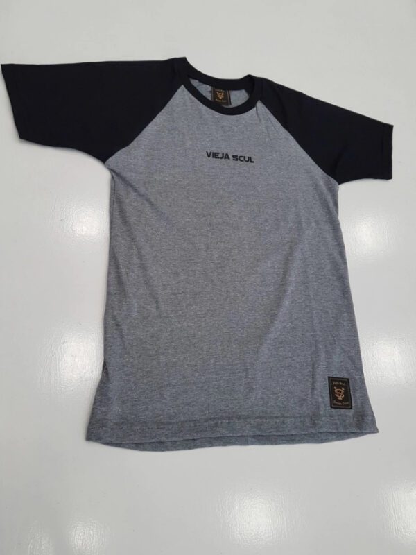 Remera VS Old School Distorted - MC-52016