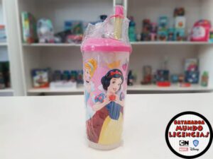 20230313_1211151-2b2352dbcdf97622da16787205866336-640-0 Vasos alto con tapa y sorbete Disney Princesa II