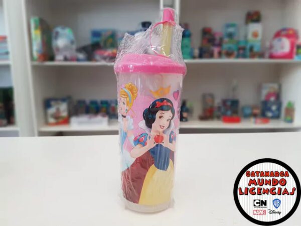 20230313_1211151-2b2352dbcdf97622da16787205866336-640-0 Vasos alto con tapa y sorbete Disney Princesa II