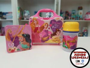 20230325_1007401-219cf693aba0520b7516797500780043-640-0 Kit Lunchera Equipada + Tupper + Cantimplora - Disney Princesa