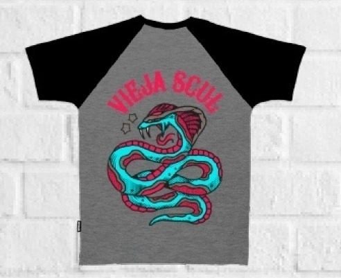 Remera VS Snake Tradi