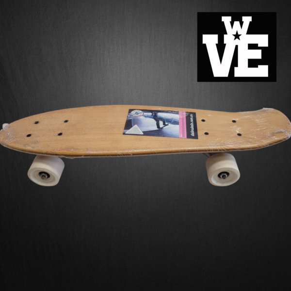 Photoroom-20260815_120006_11 Penny board cruiser de madera marca Dater con ruedas blancas